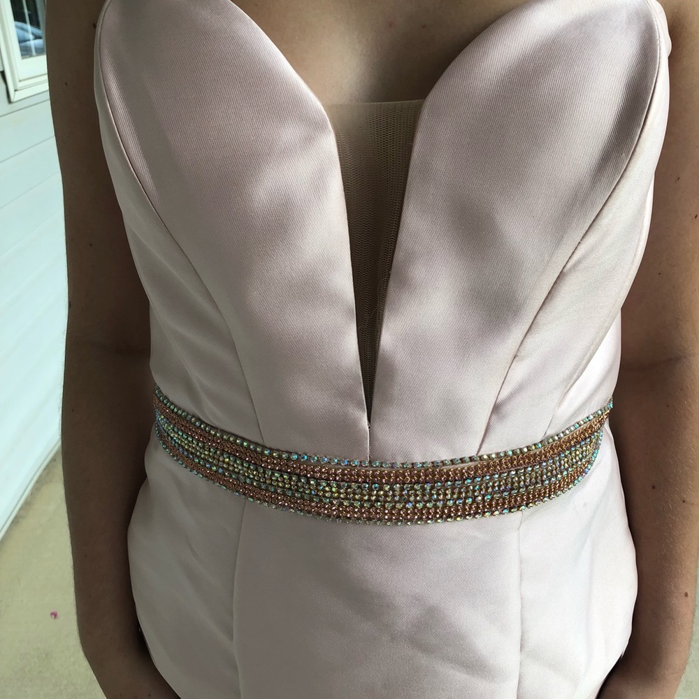 Prom dress - Picture 2 of 5